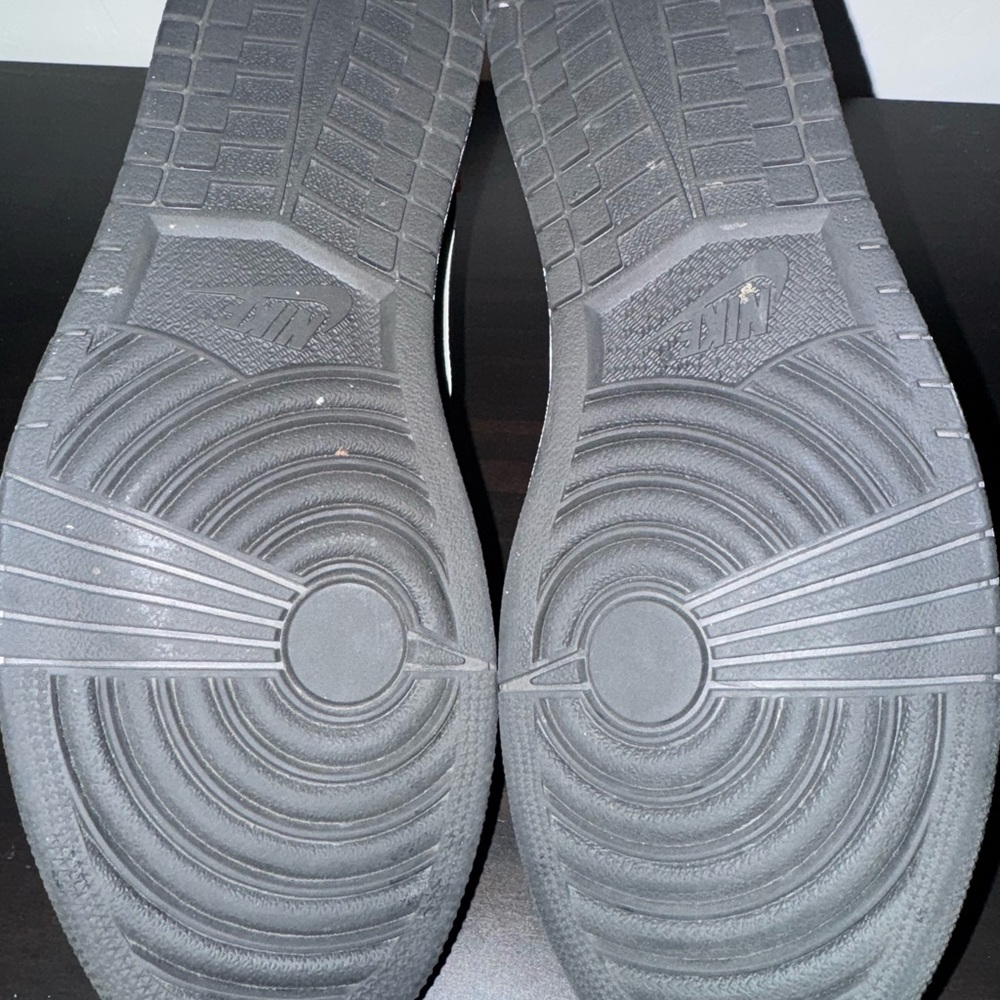 Jordan 1 Mid SE - Picture 5 of 6